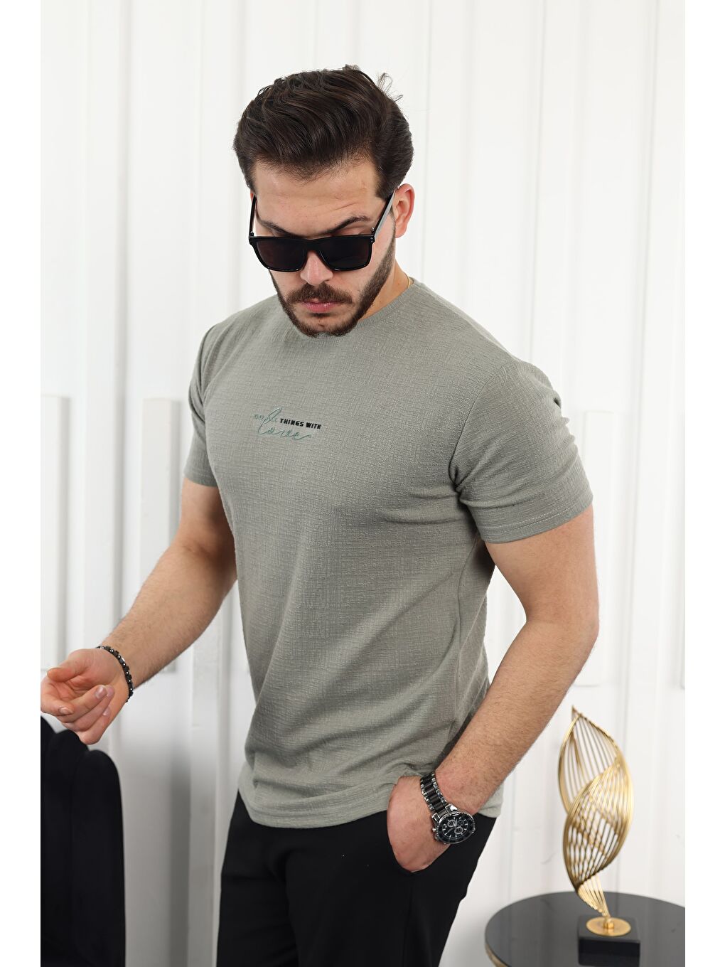 Yeşil Kendinden Desenli Baskılı Tişört-2