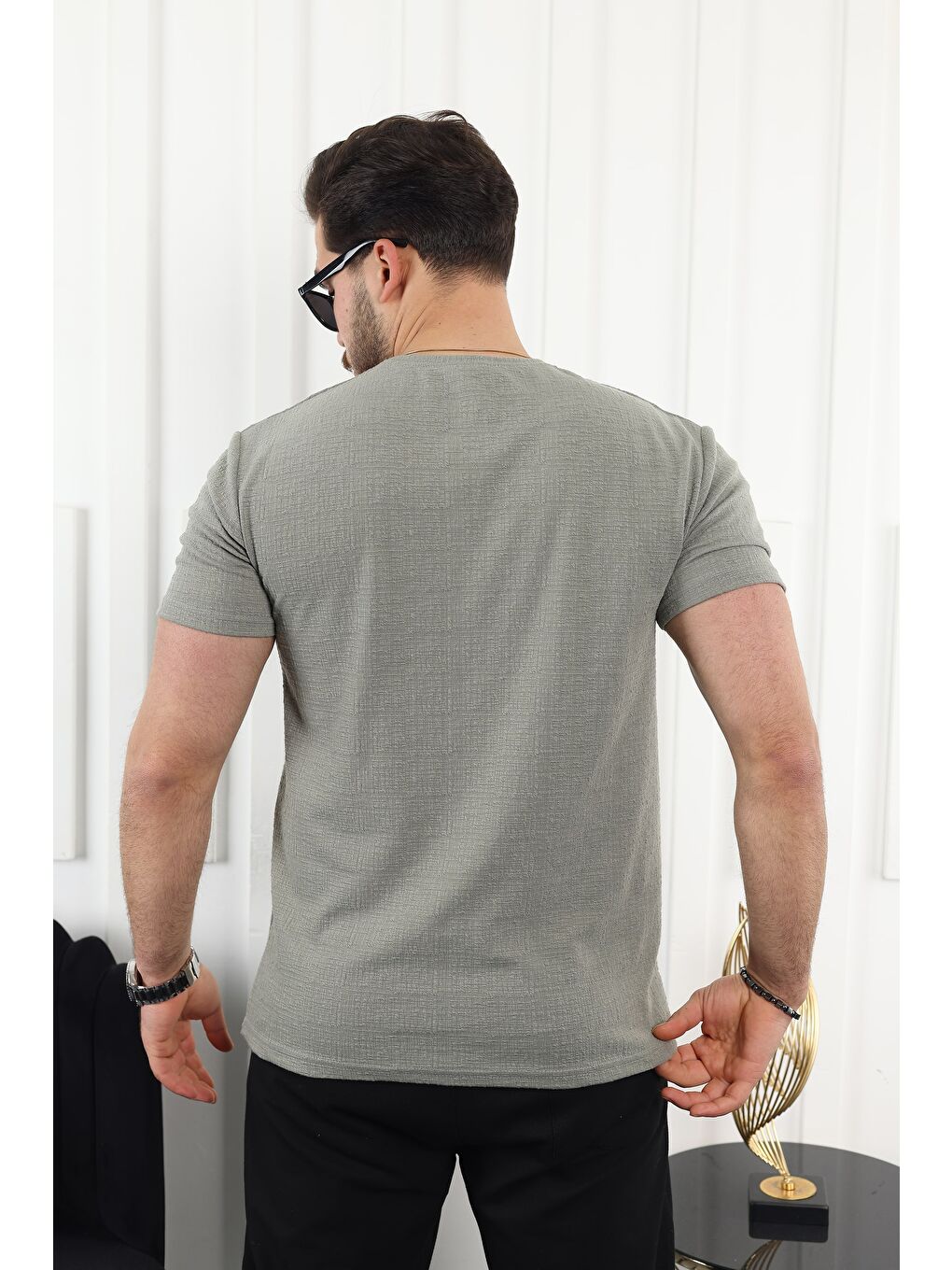 Yeşil Kendinden Desenli Baskılı Tişört-3