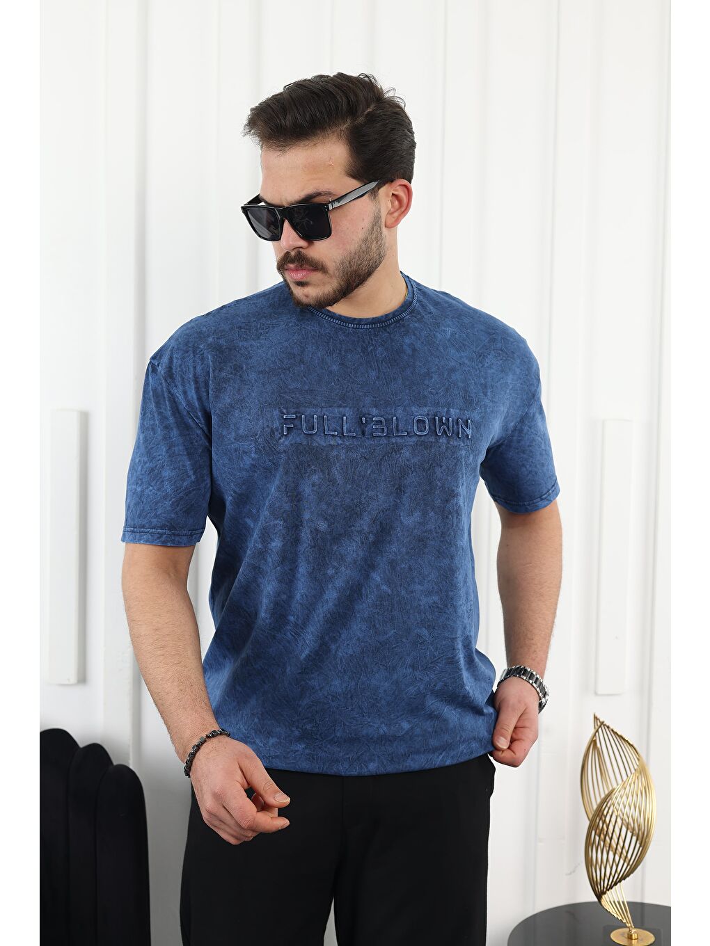 Lacivert Kabartma Baskılı Tişört