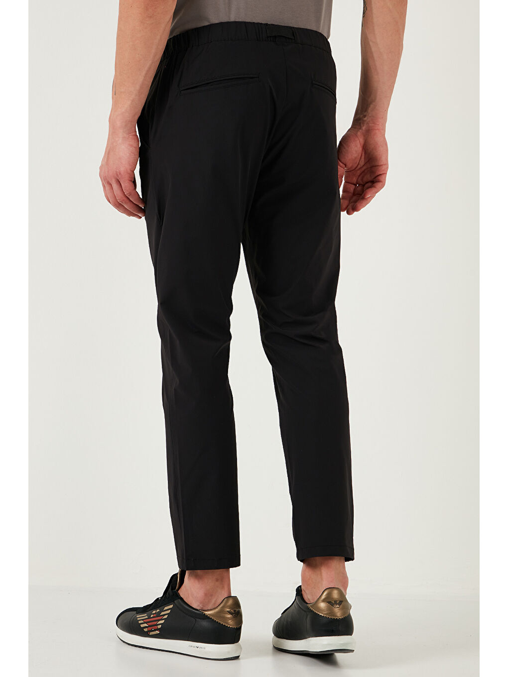 Siyah Slim Fit Lastikli Bel Boru Paça Kemer Detaylı Erkek Pantolon 5543S86JMILANO-5