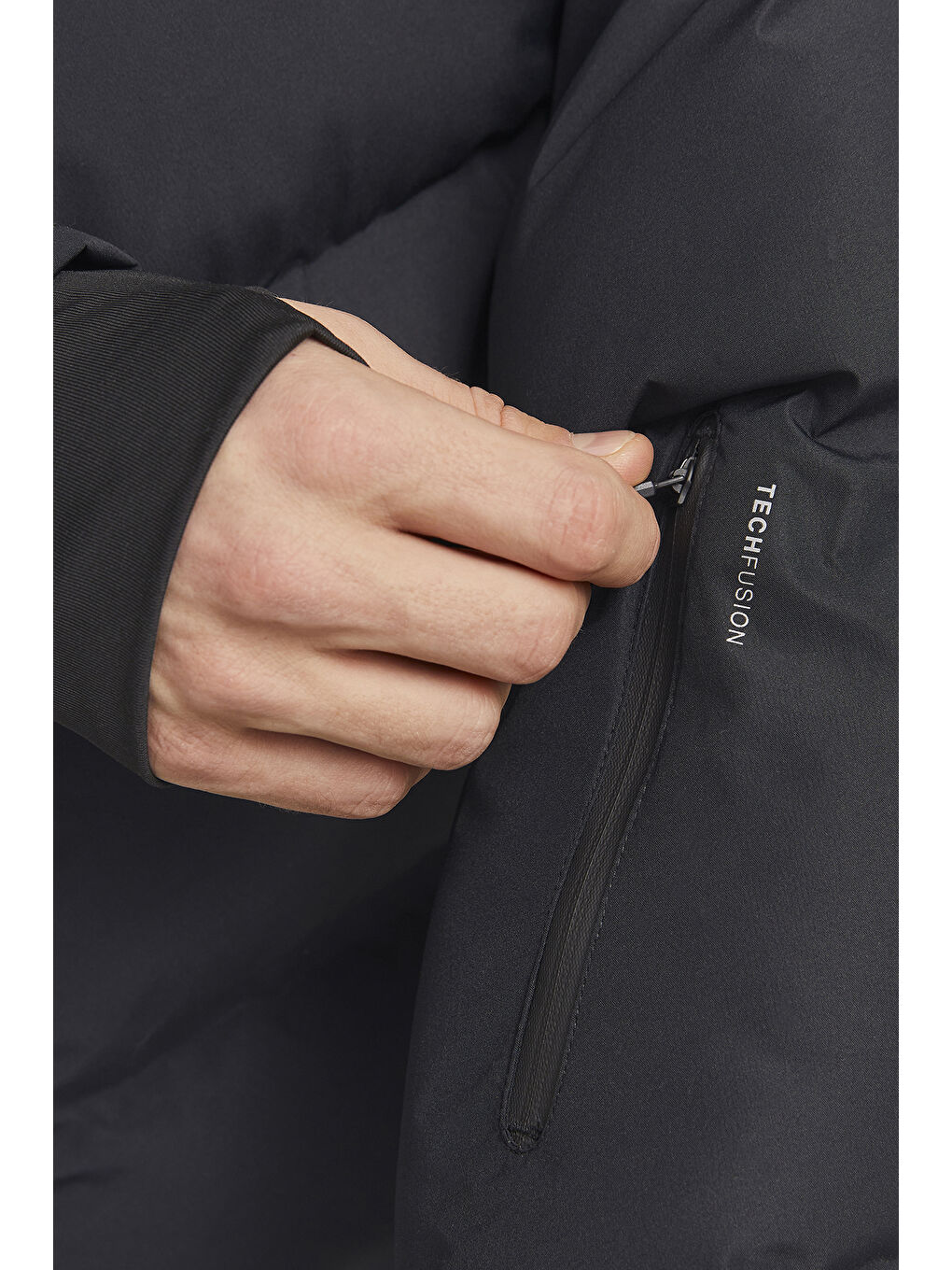 Siyah Core Jcoslay Kapitoneli Regular Fit Su Geçirmez Kapüşonlu Mont 12260482-3