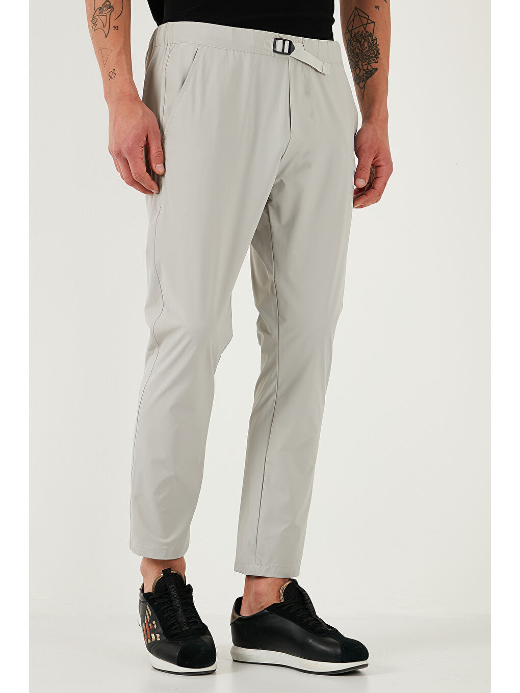 Gri Slim Fit Lastikli Bel Boru Paça Kemer Detaylı Erkek Pantolon 5543S86JMILANO-3