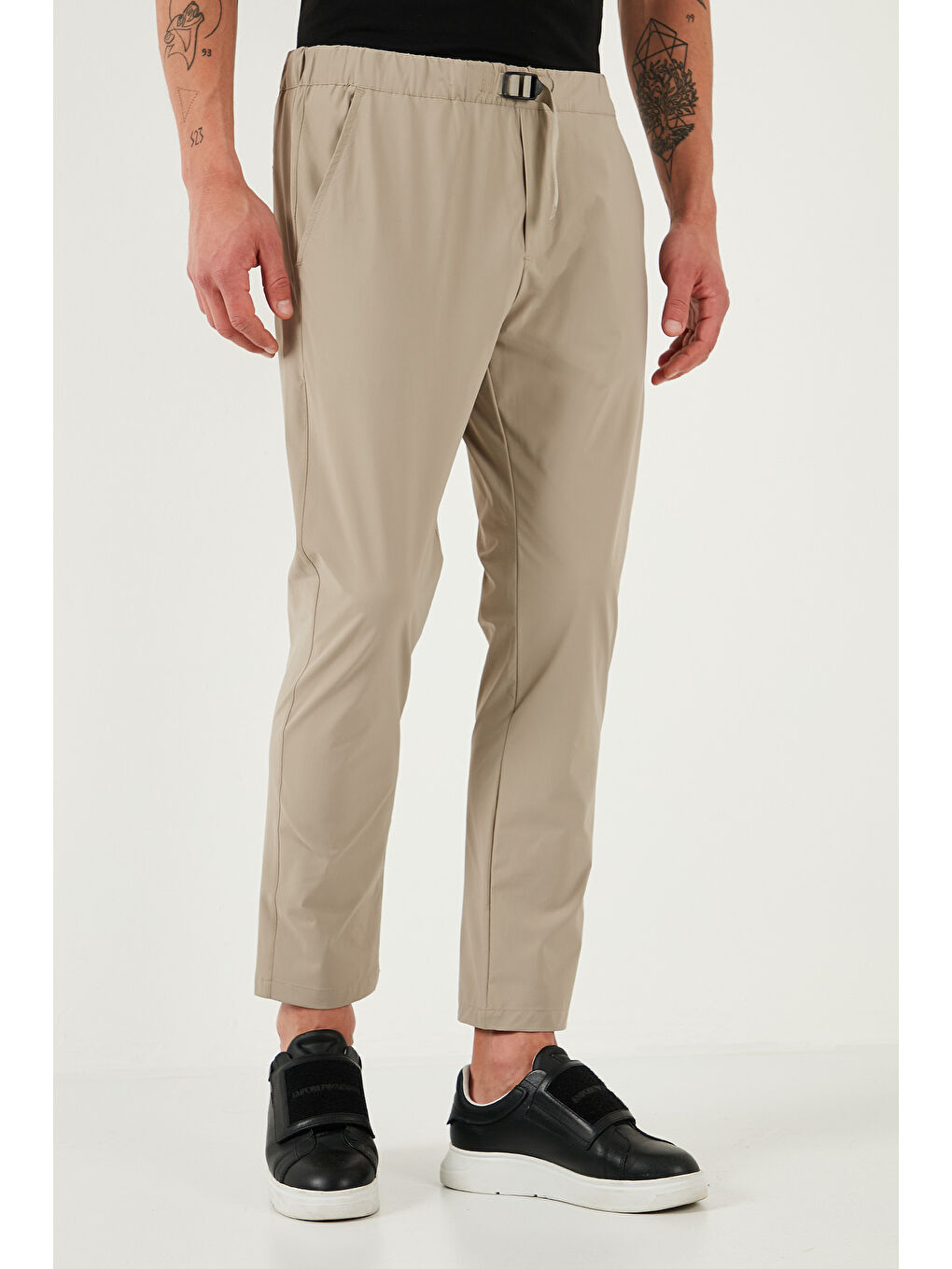 Bej Slim Fit Lastikli Bel Boru Paça Kemer Detaylı Erkek Pantolon 5543S86JMILANO-1