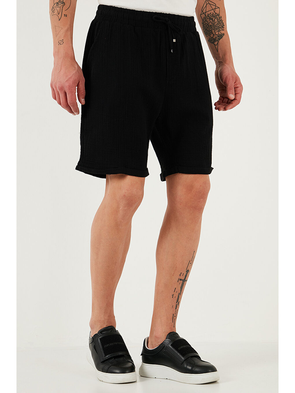 Siyah %100 Pamuk Regular Fit Normal Bel Müslin Short CF25S657802-1