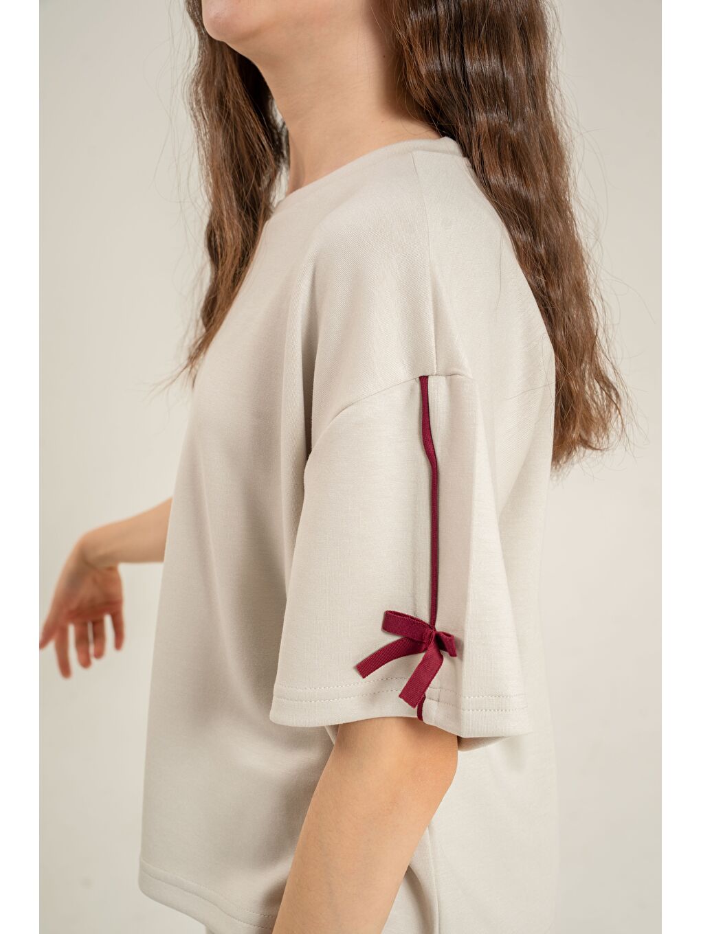 Bej Üst Kollar Fiyonklu Alt Fiyonklu Yumaşak Dokulu-Comfort Kumaş Kız Çocuk Alt Üst Eşofman Takımı-3