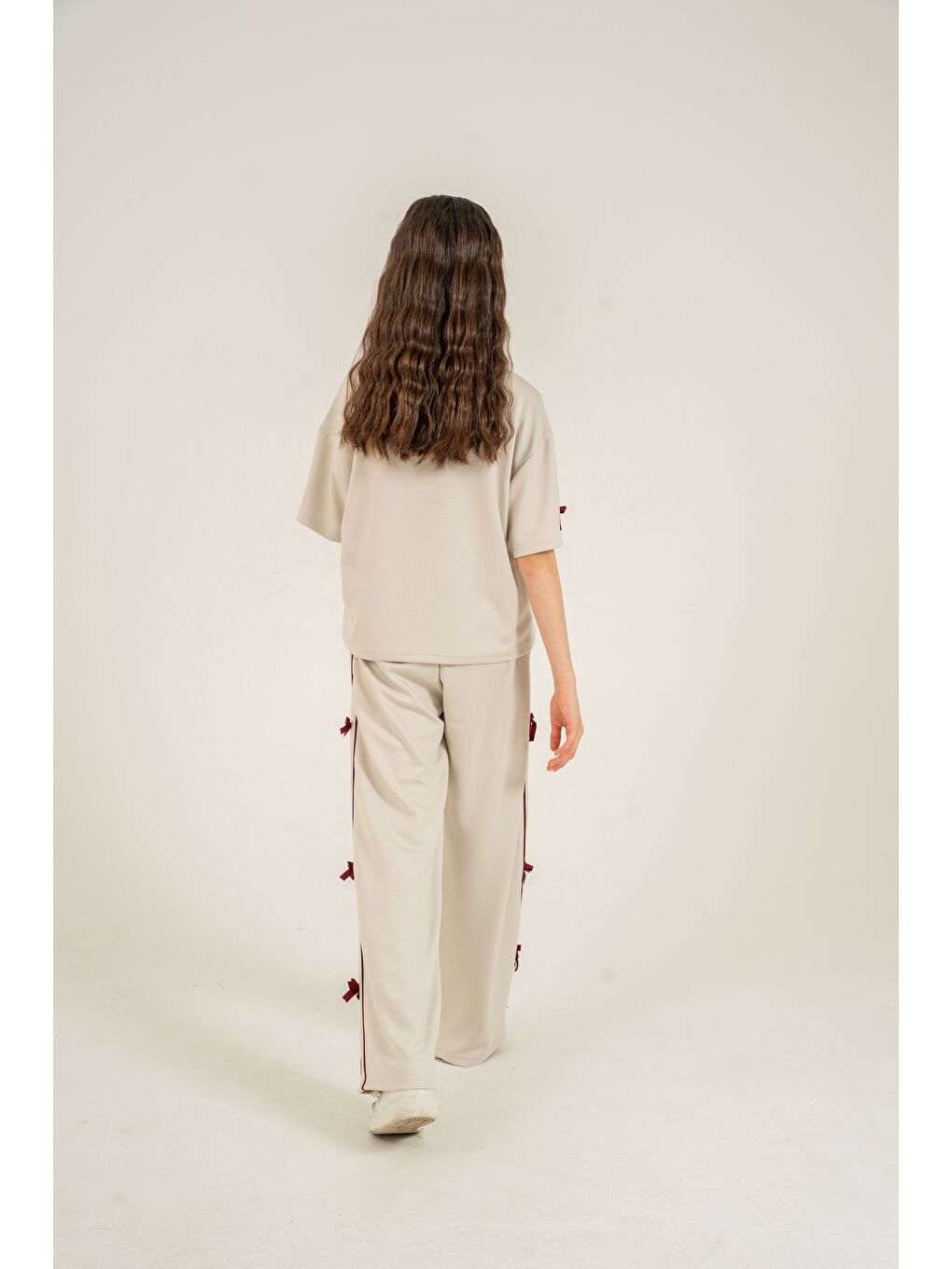 Bej Üst Kollar Fiyonklu Alt Fiyonklu Yumaşak Dokulu-Comfort Kumaş Kız Çocuk Alt Üst Eşofman Takımı-5