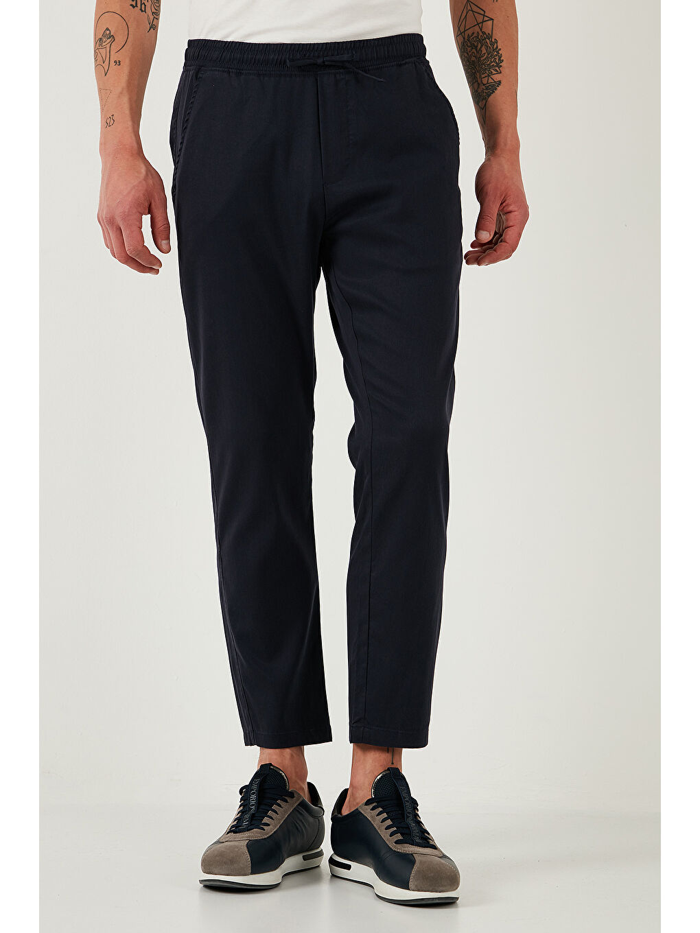 Lacivert Pamuklu Slim Fit Lastikli Bel Boru Paça Erkek Pantolon 5545S87JMILANO-1