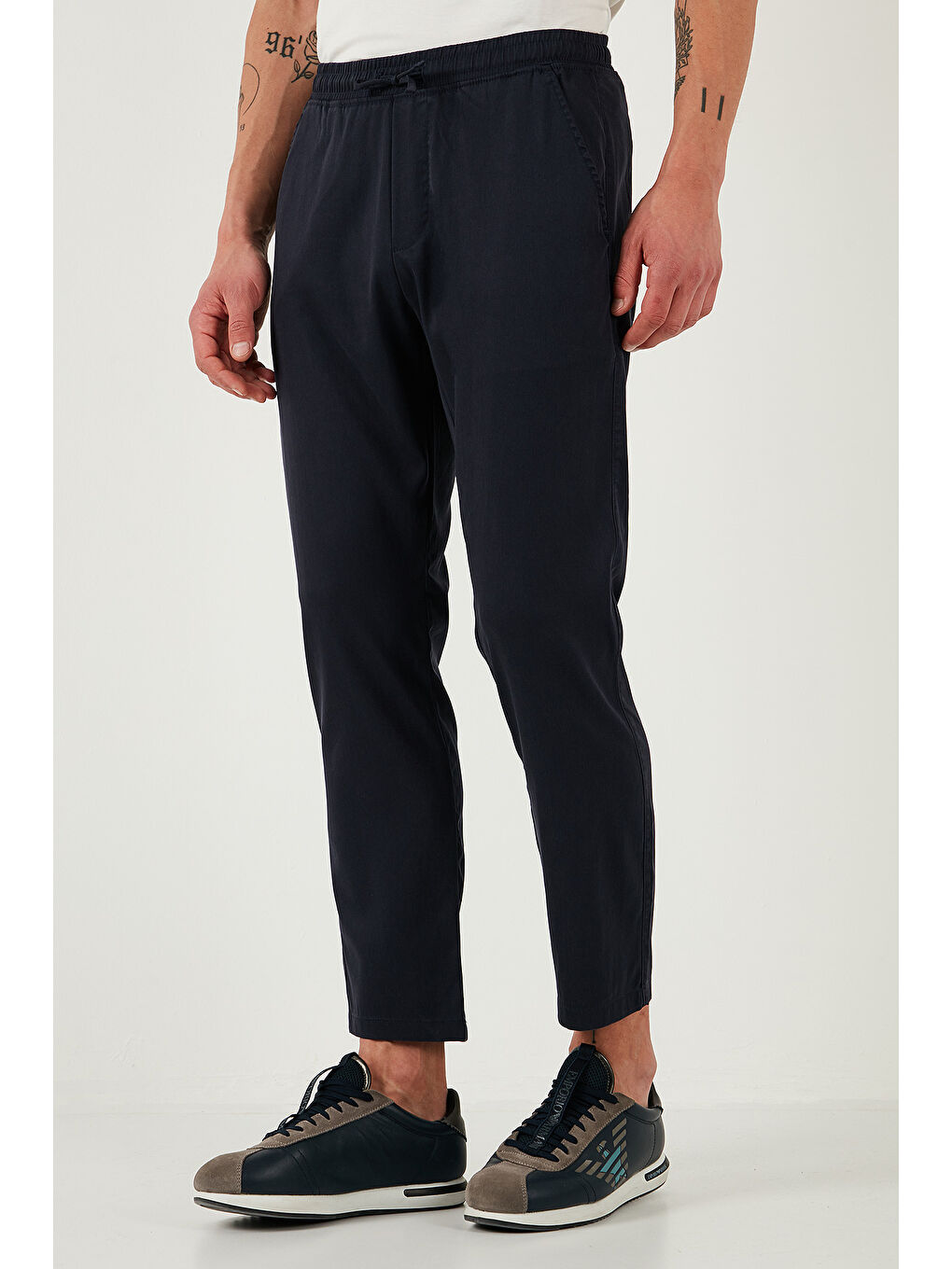 Lacivert Pamuklu Slim Fit Lastikli Bel Boru Paça Erkek Pantolon 5545S87JMILANO-3