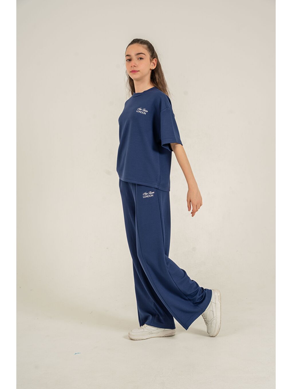 Lacivert New Team London Nakışlı Yumaşak Dokulu-Comfort Kumaş Kız Çocuk Alt Üst Eşofman Takımı-1