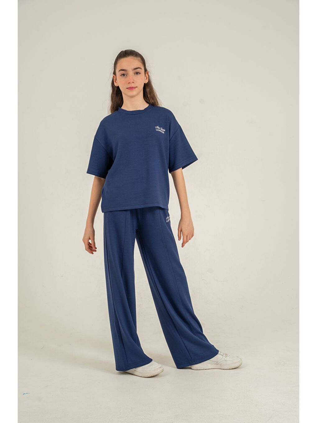 Lacivert New Team London Nakışlı Yumaşak Dokulu-Comfort Kumaş Kız Çocuk Alt Üst Eşofman Takımı-3