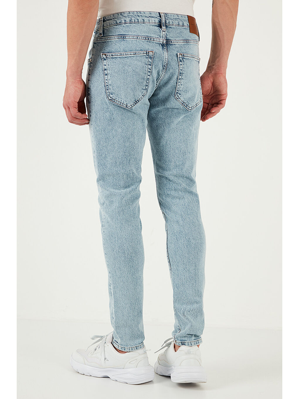 Mavi Streç Pamuklu Slim Fit Normal Bel Dar Paça Jeans 1115S601NAPOLI-5