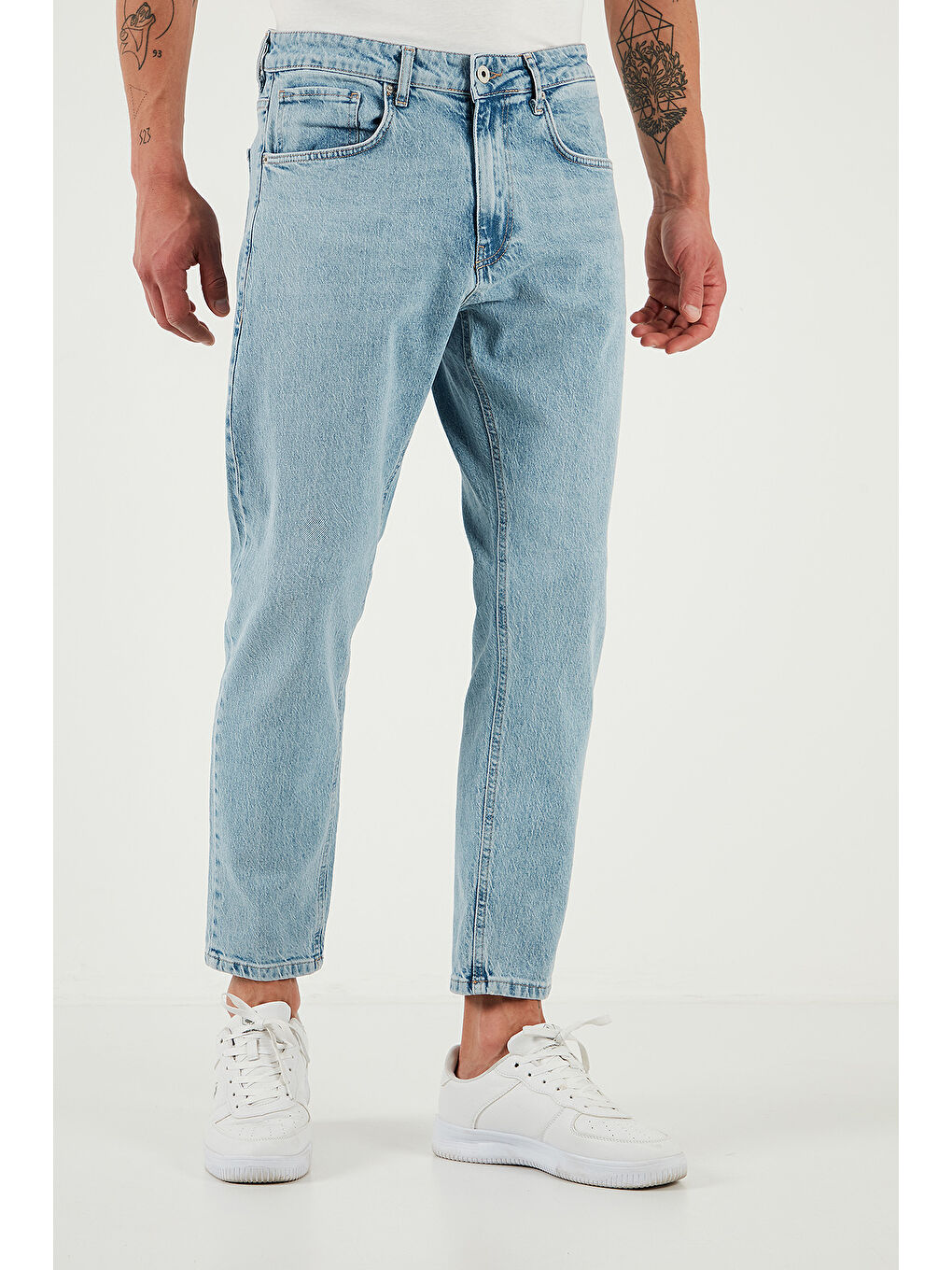 Mavi Streç Pamuklu Slim Fit Normal Bel Boru Paça Jeans 5900S601MILANO-1