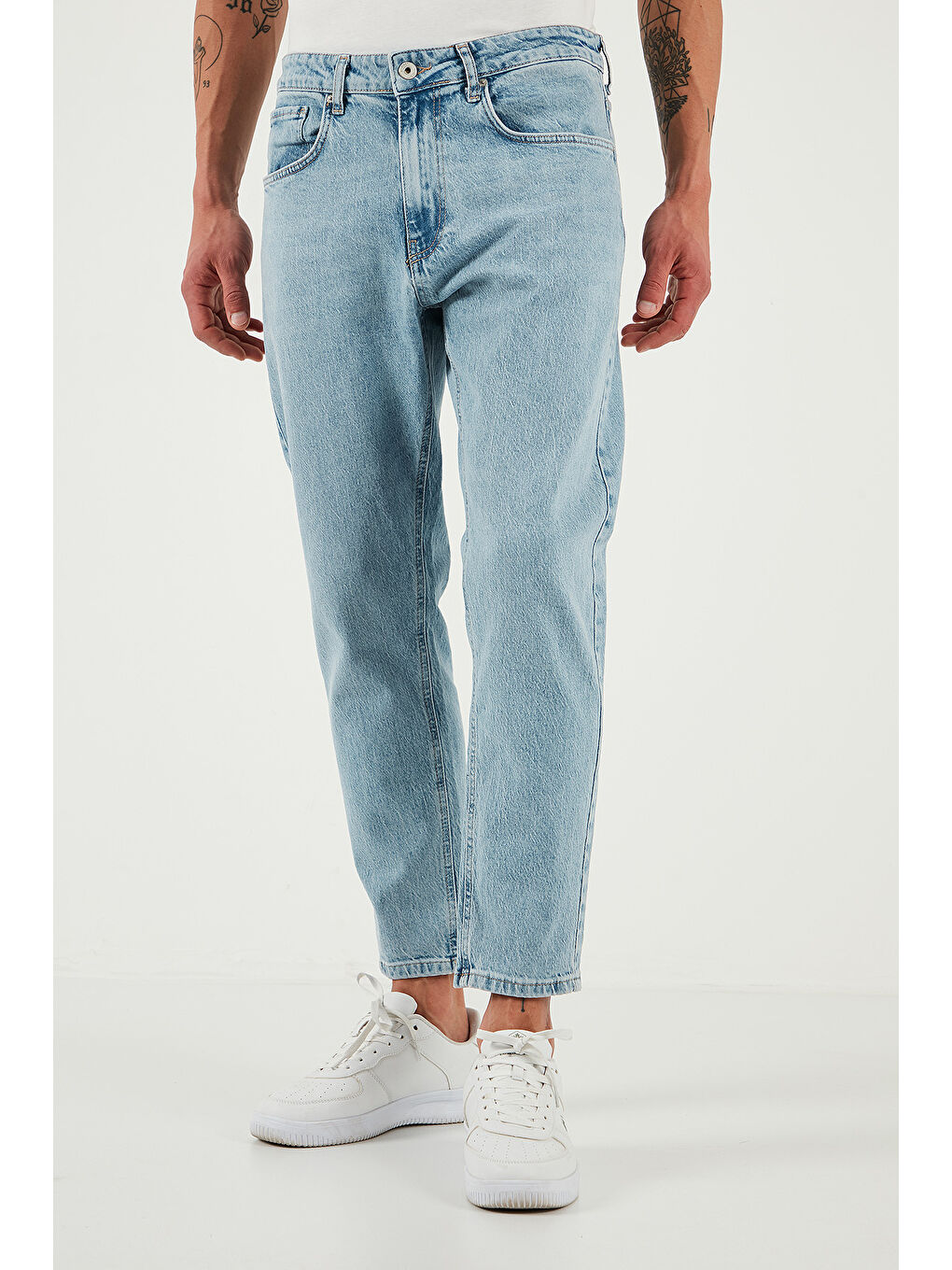 Mavi Streç Pamuklu Slim Fit Normal Bel Boru Paça Jeans 5900S601MILANO-2