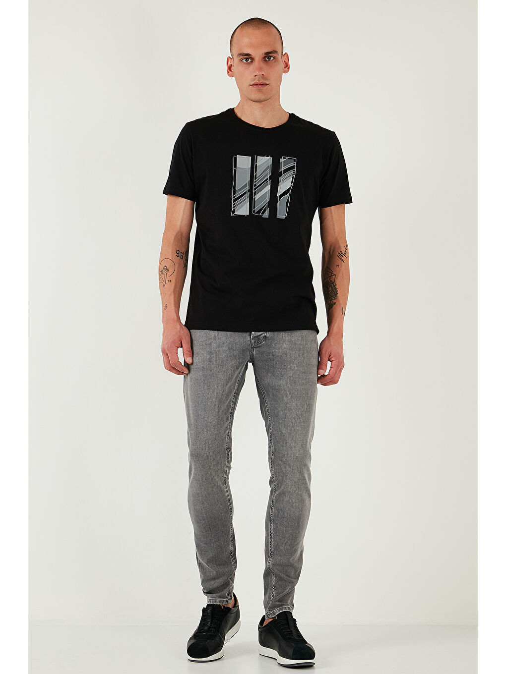 Gri Streç Pamuklu Slim Fit Normal Bel Dar Paça Jeans 1124S59NAPOLI