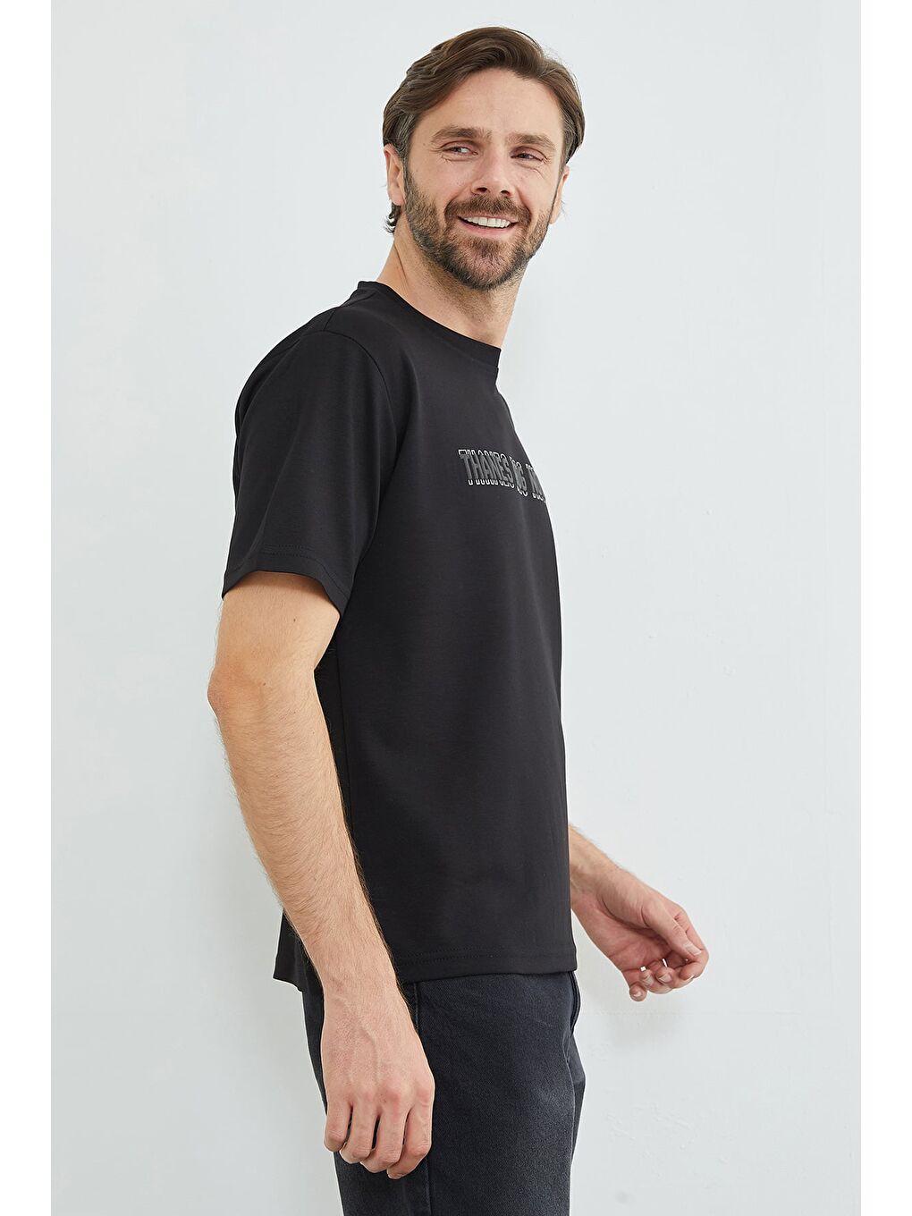 Siyah Thanes Rog Notwng Kabartma Baskılı Modal Tişört-3