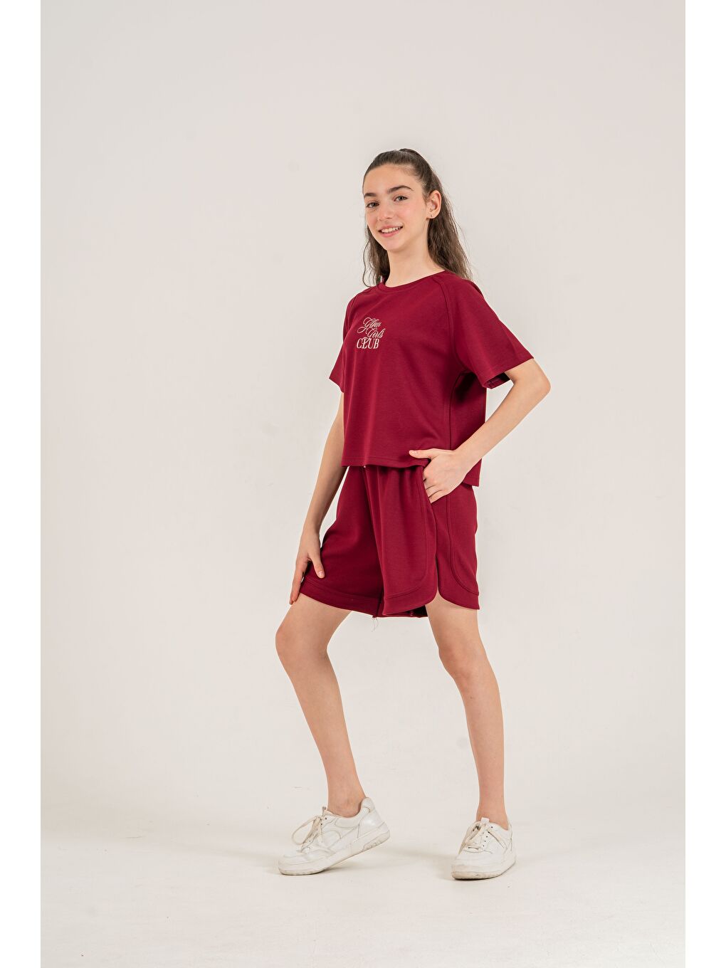 Bordo Glow Girls Club Nakışlı Yumaşak Dokulu-Comfort Kumaş Kız Çocuk Alt Üst Eşofman Takımı-4