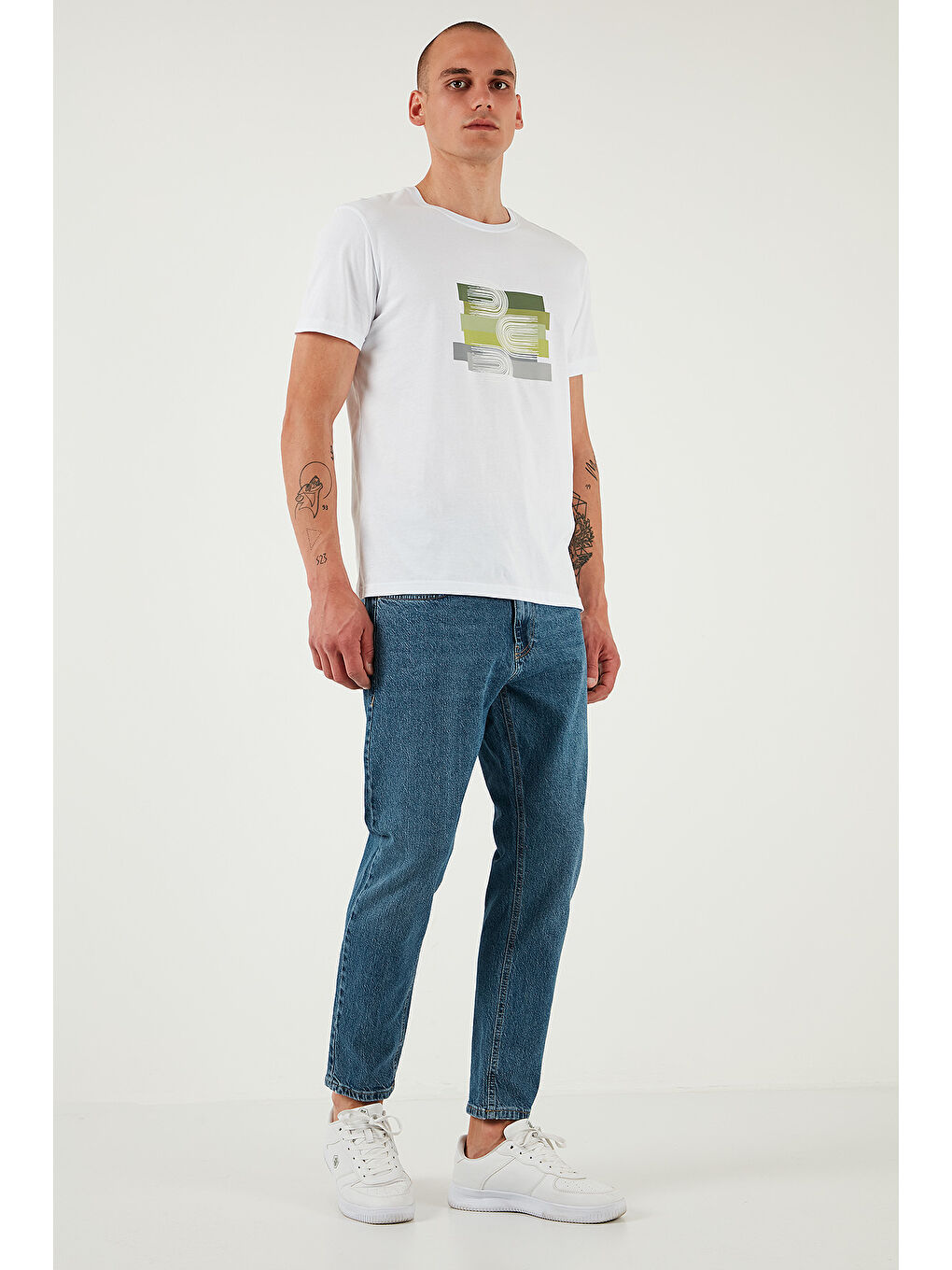 Mavi Streç Pamuklu Slim Fit Normal Bel Boru Paça Jeans 5900S60MILANO