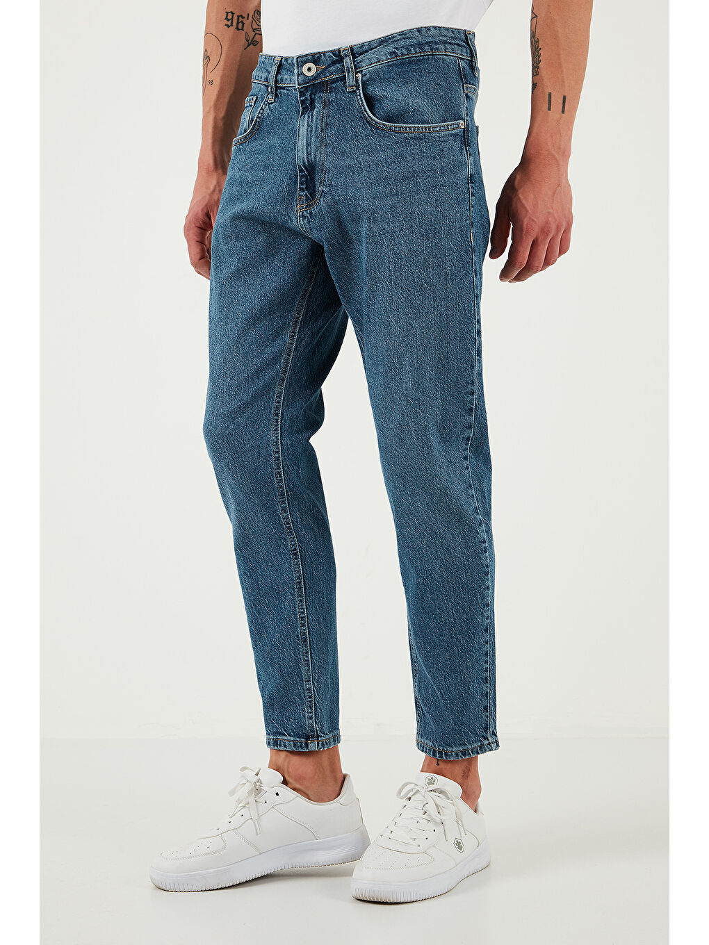 Mavi Streç Pamuklu Slim Fit Normal Bel Boru Paça Jeans 5900S60MILANO-3