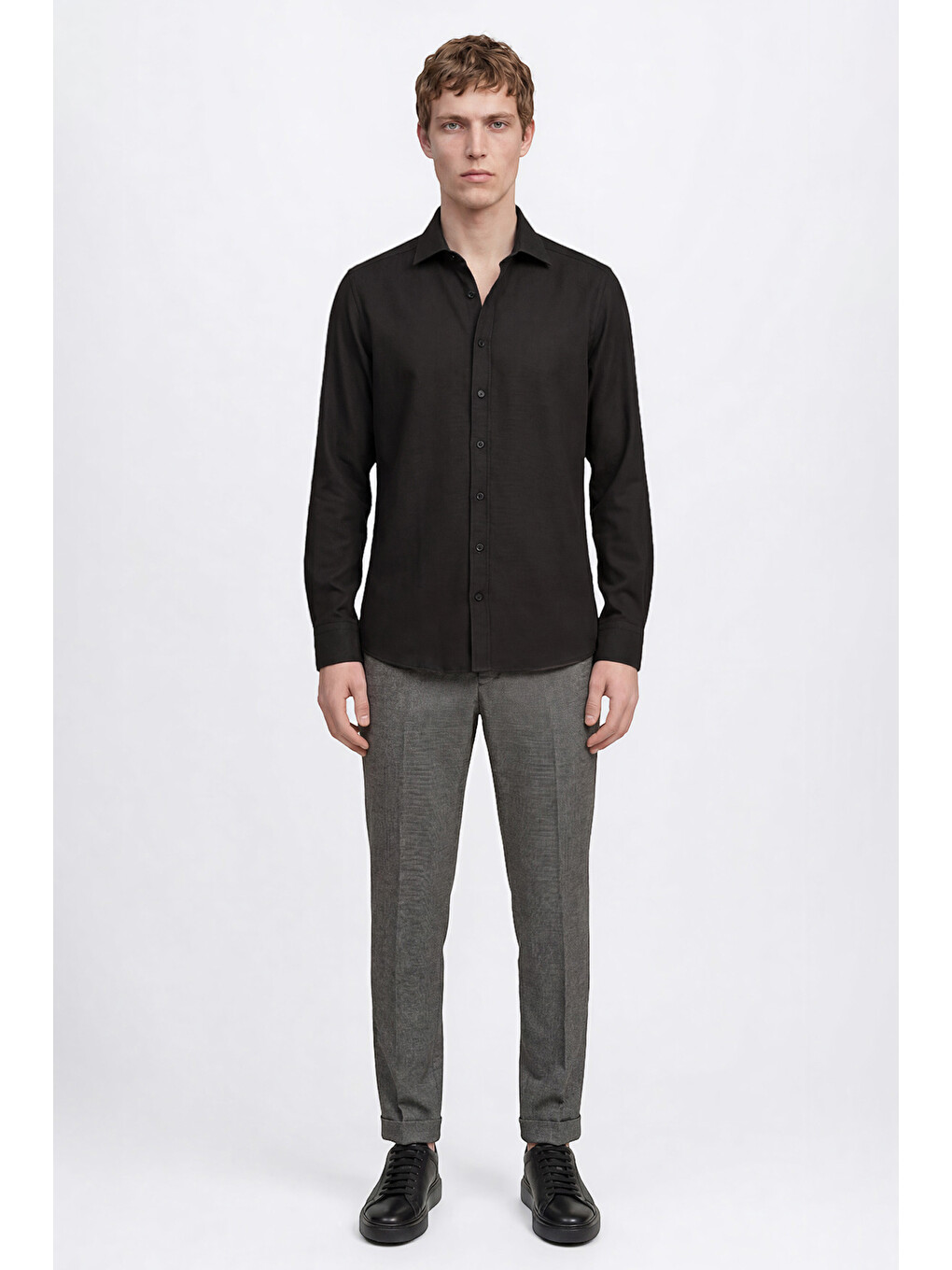 Erkek Siyah Pamuklu Slim Fit Dar Kesim Klasik Yaka Armürlü Gömlek-1