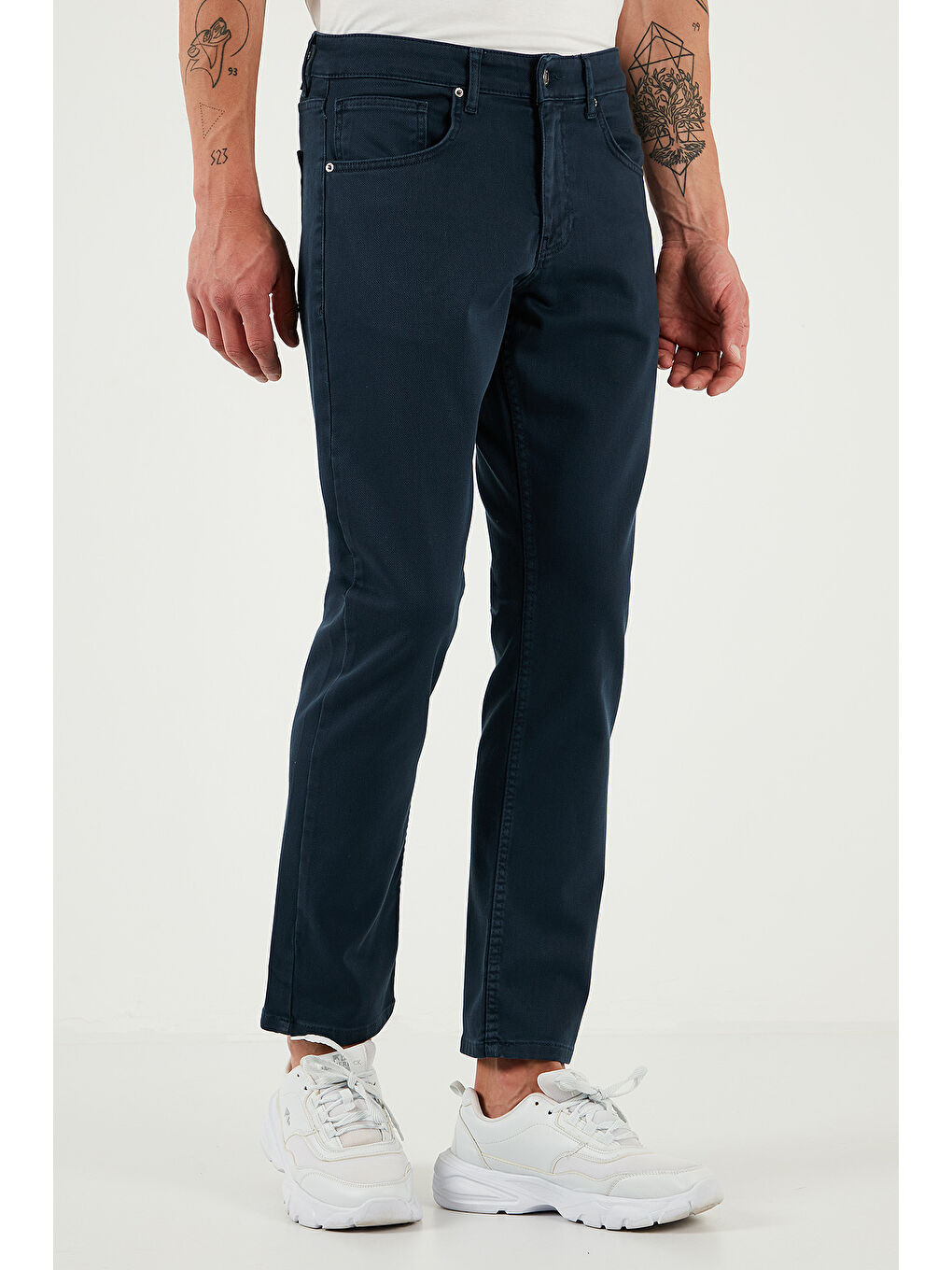 İndigo Streç Pamuklu Comfort Fit Yüksek Bel Boru Paça Jeans 4400S65TEXAS-1