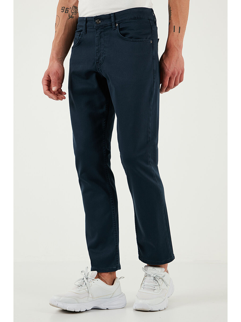 İndigo Streç Pamuklu Comfort Fit Yüksek Bel Boru Paça Jeans 4400S65TEXAS-3