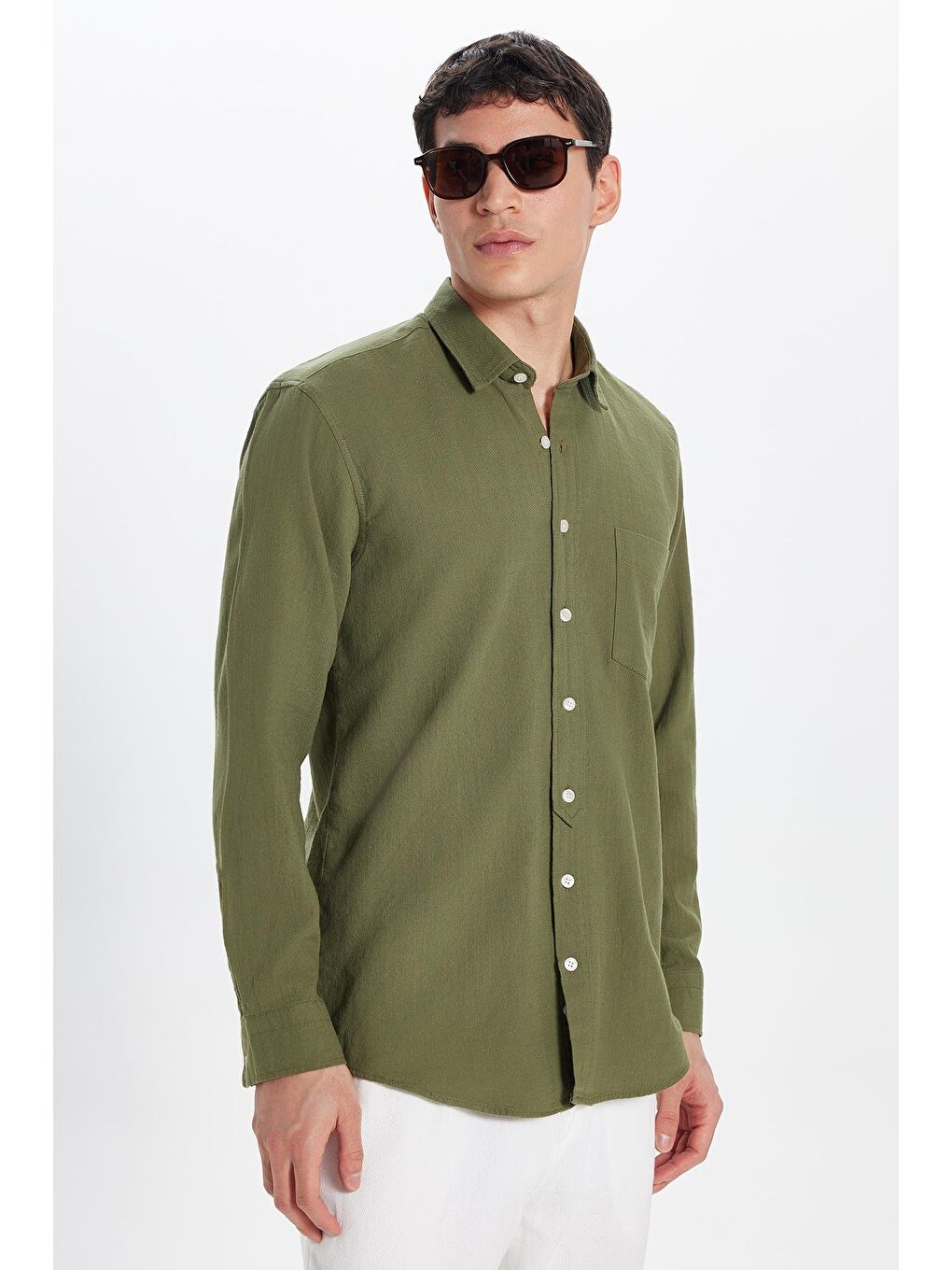 Erkek Regular Fit Klasik Kesim %100 Pamuk Keten Doku Tek Cepli Yeşil Gömlek-3