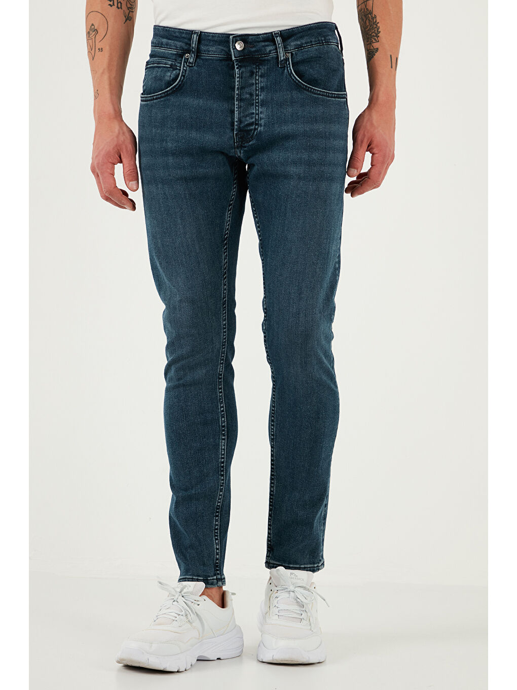 Mavi Streç Pamuklu Slim Fit Normal Bel Dar Paça Jeans 1124S77NAPOLI-1