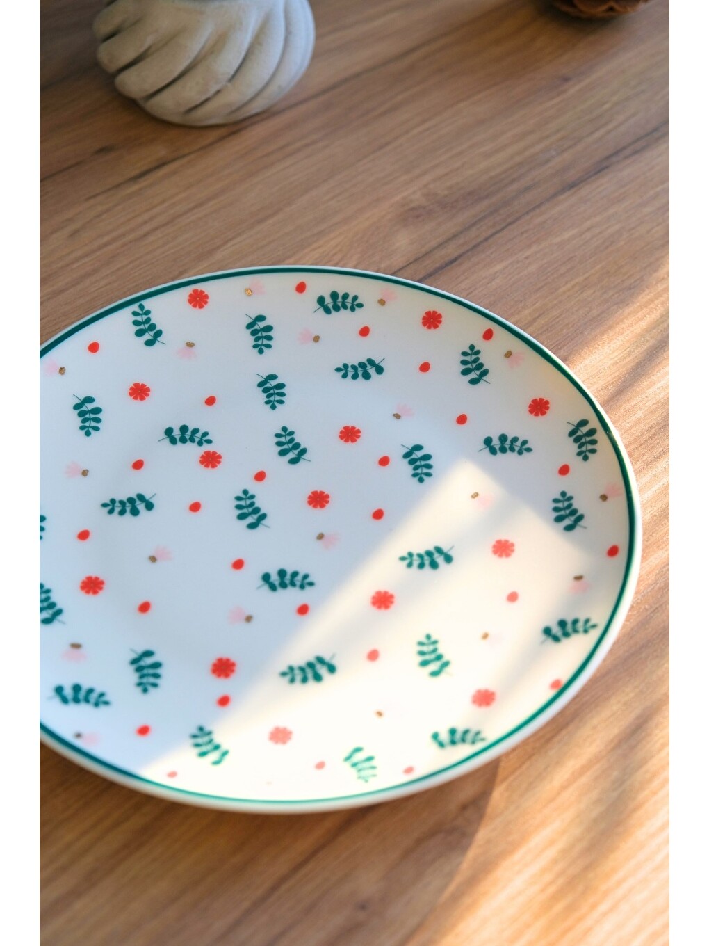 Beyaz Porselen Yeşil Çiçekli Pasta Tabağı Yeşil Fileli 20,50cm-3