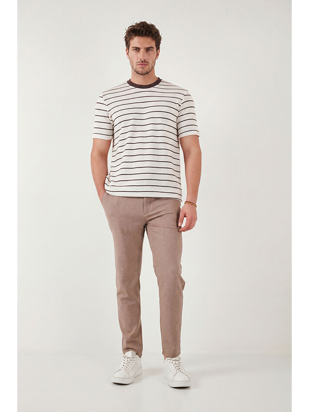 Kahverengi Pamuklu Regular Fit Çizgili Bisiklet Yaka T Shirt 5904039-2