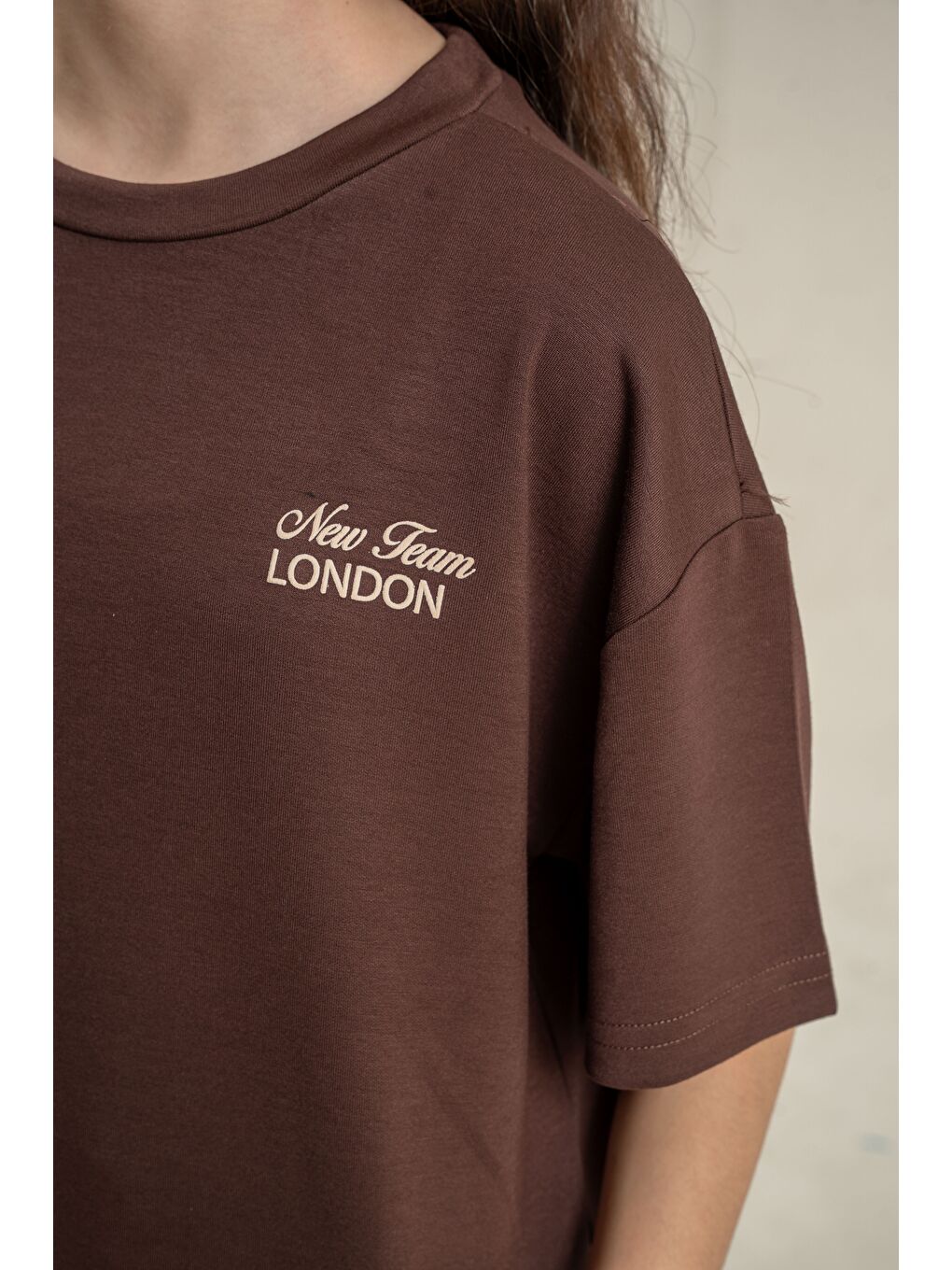 Kahverengi New Team London Nakışlı Yumaşak Dokulu-Comfort Kumaş Kız Çocuk Alt Üst Eşofman Takımı-6