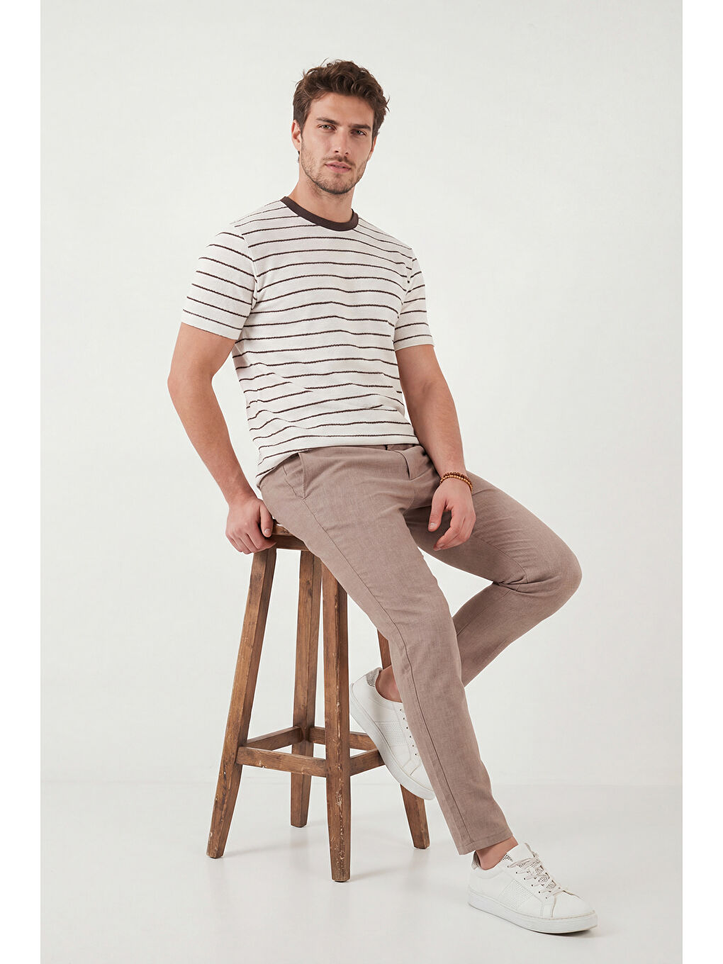 Kahverengi Pamuklu Regular Fit Çizgili Bisiklet Yaka T Shirt 5904039-5