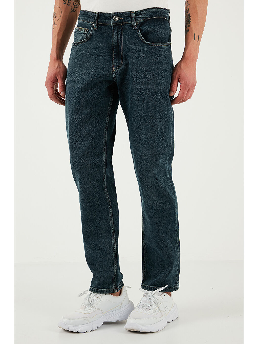 Mavi Pamuklu Comfort Fit Yüksek Bel Boru Paça Jeans 4411S74TEXAS-1