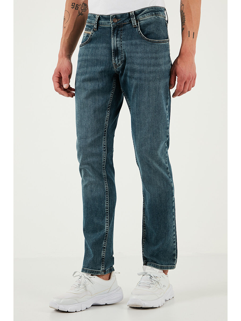 Mavi Pamuklu Regular Fit Normal Bel Boru Paça Jeans 2211S76PARMA-3