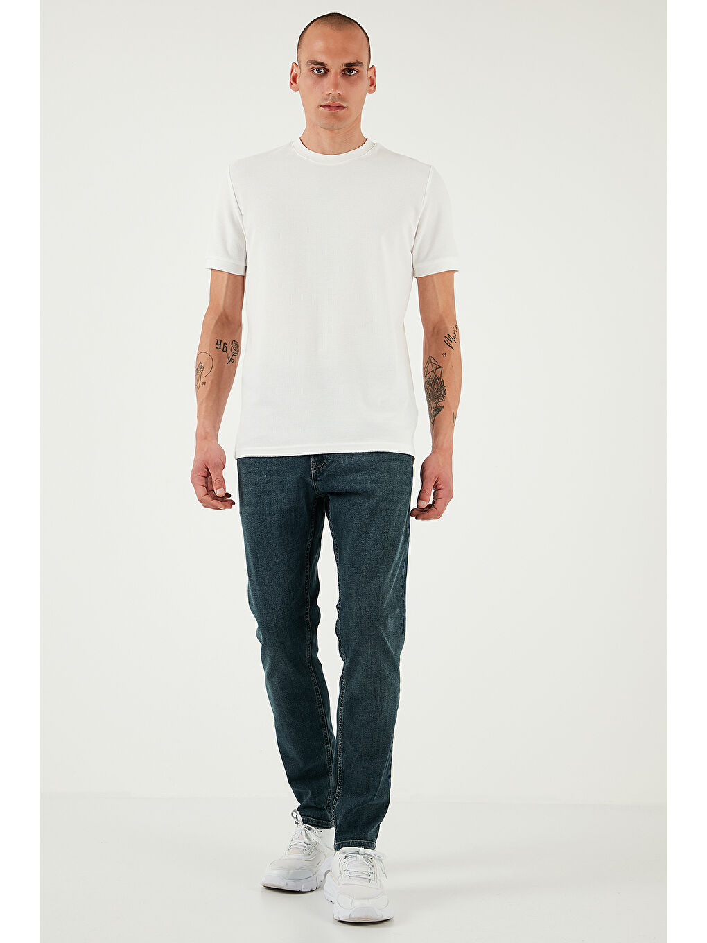 Mavi Pamuklu Slim Fit Yüksek Bel Dar Paça Jeans 3300S74TOKYO