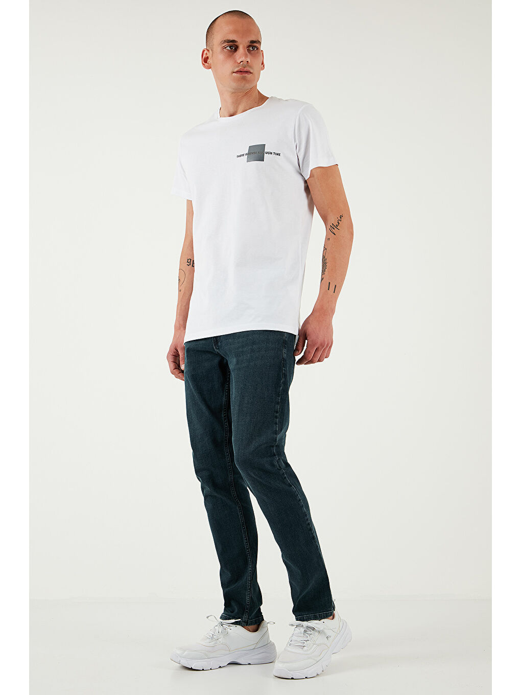 Mavi Pamuklu Slim Fit Yüksek Bel Dar Paça Jeans 3300S81TOKYO