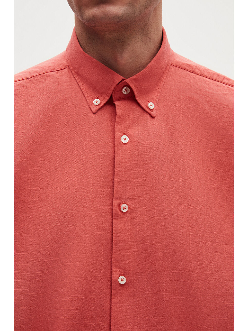 Kırmızı Comfort Nar Çiçeği Düğmeli Yaka Rahat Kesim Keten Görünümlü %100 Pamuk Gömlek-1