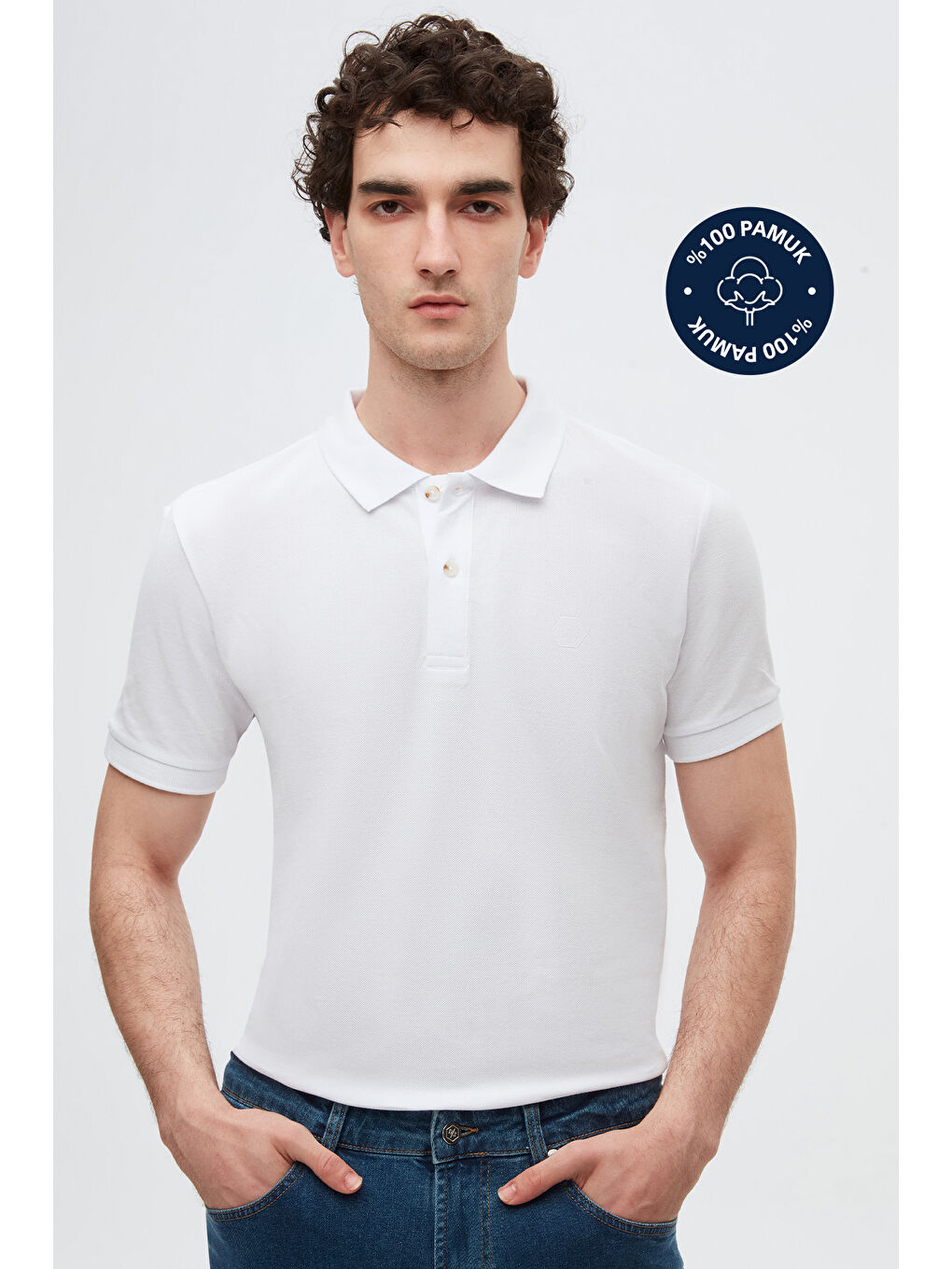 Regular Fit Beyaz %100 Pamuklu Uzun Ömürlü Kıvrılmaz Polo Yaka Nakışlı T-Shirt-1