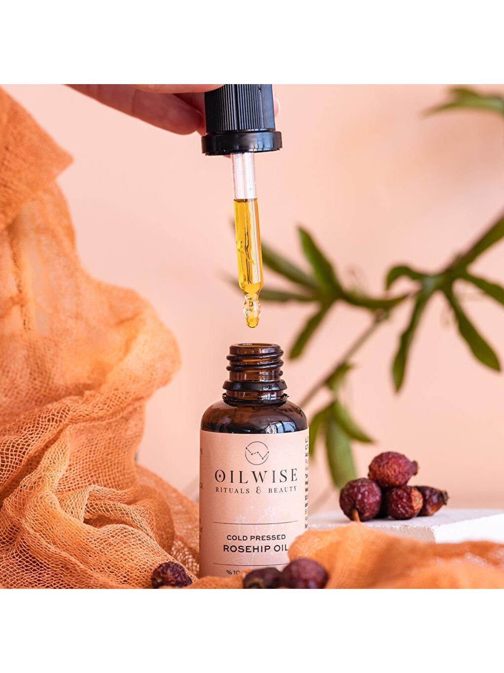 Oilwise Leke ve Yaşlanma Karşıtı Kuşburnu Çekirdeği Yağı 30 ml