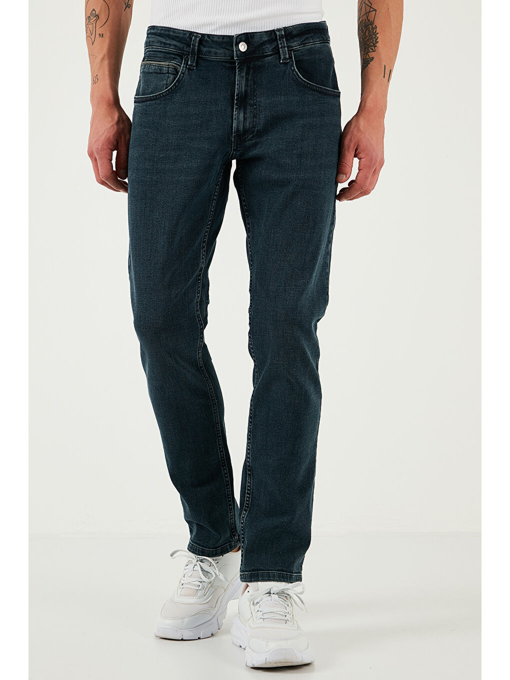 Mavi Pamuklu Regular Fit Normal Bel Boru Paça Jeans 2211S81PARMA-1