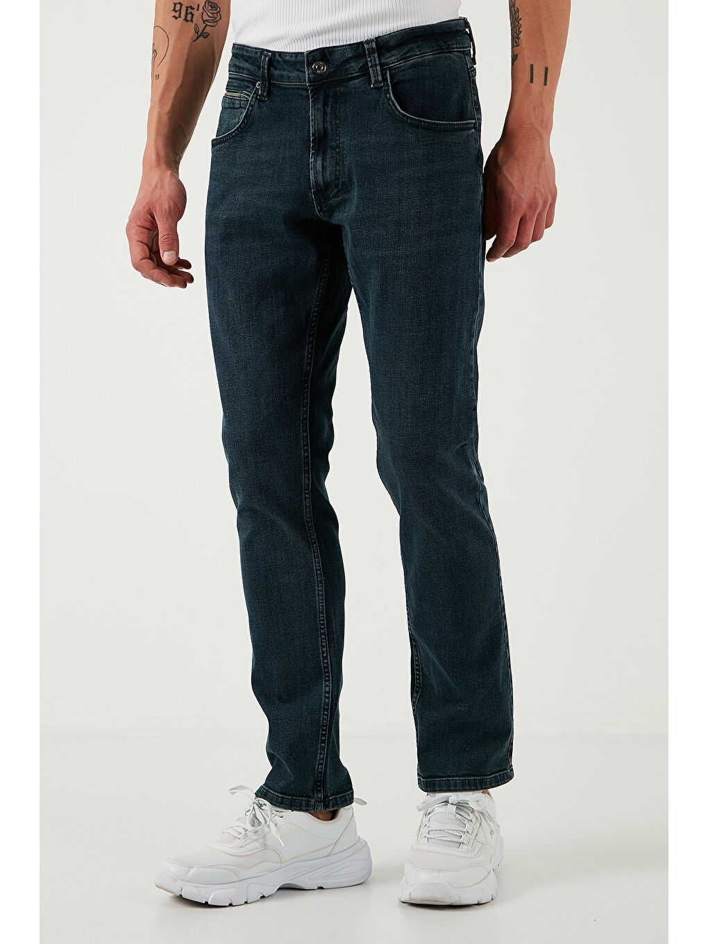 Mavi Pamuklu Regular Fit Normal Bel Boru Paça Jeans 2211S81PARMA-2