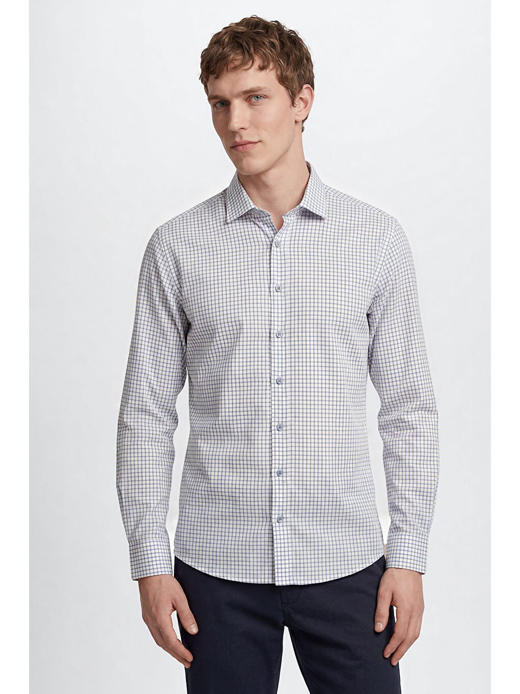 Erkek Beyaz-Lacivert %100 Pamuk Desenli Non-Iron Ütü Gerektirmeyen Comfort Fit Gömlek-3
