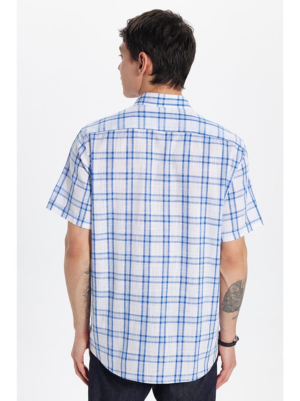 Karışık Erkek Regular Fit Klasik Kesim %100 Pamuk Keten Doku Tek Cepli Kareli Kısa Kollu Düğmeli Yaka Gömlek-4