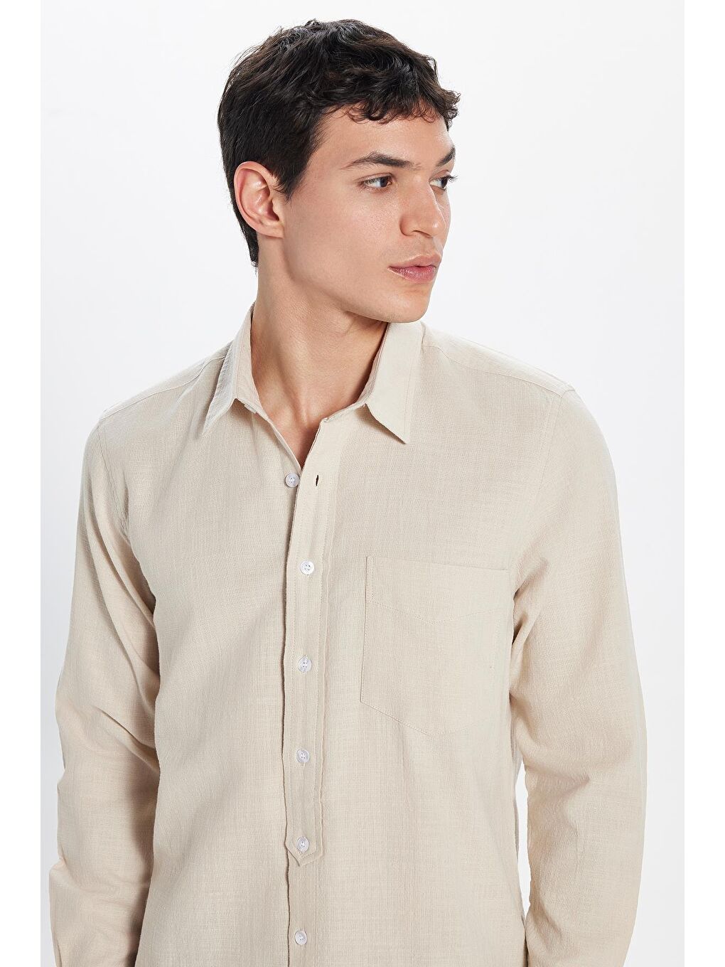 Erkek Regular Fit Klasik Kesim %100 Pamuk Keten Doku Tek Cepli Bej Gömlek-1