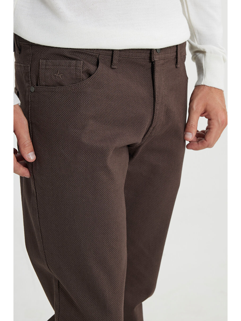 Erkek Kahverengi Slim Fit Dar Kesim Pamuklu Esnek Armürlü 5 Cep Pantolon-3