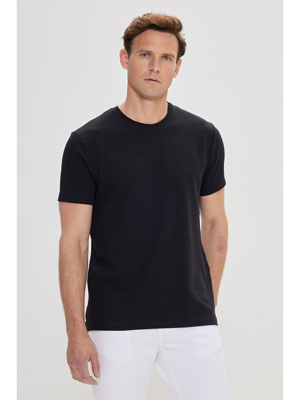 Erkek Siyah Slim Fit Dar Kesim Pamuklu Bisiklet Yaka Tişört