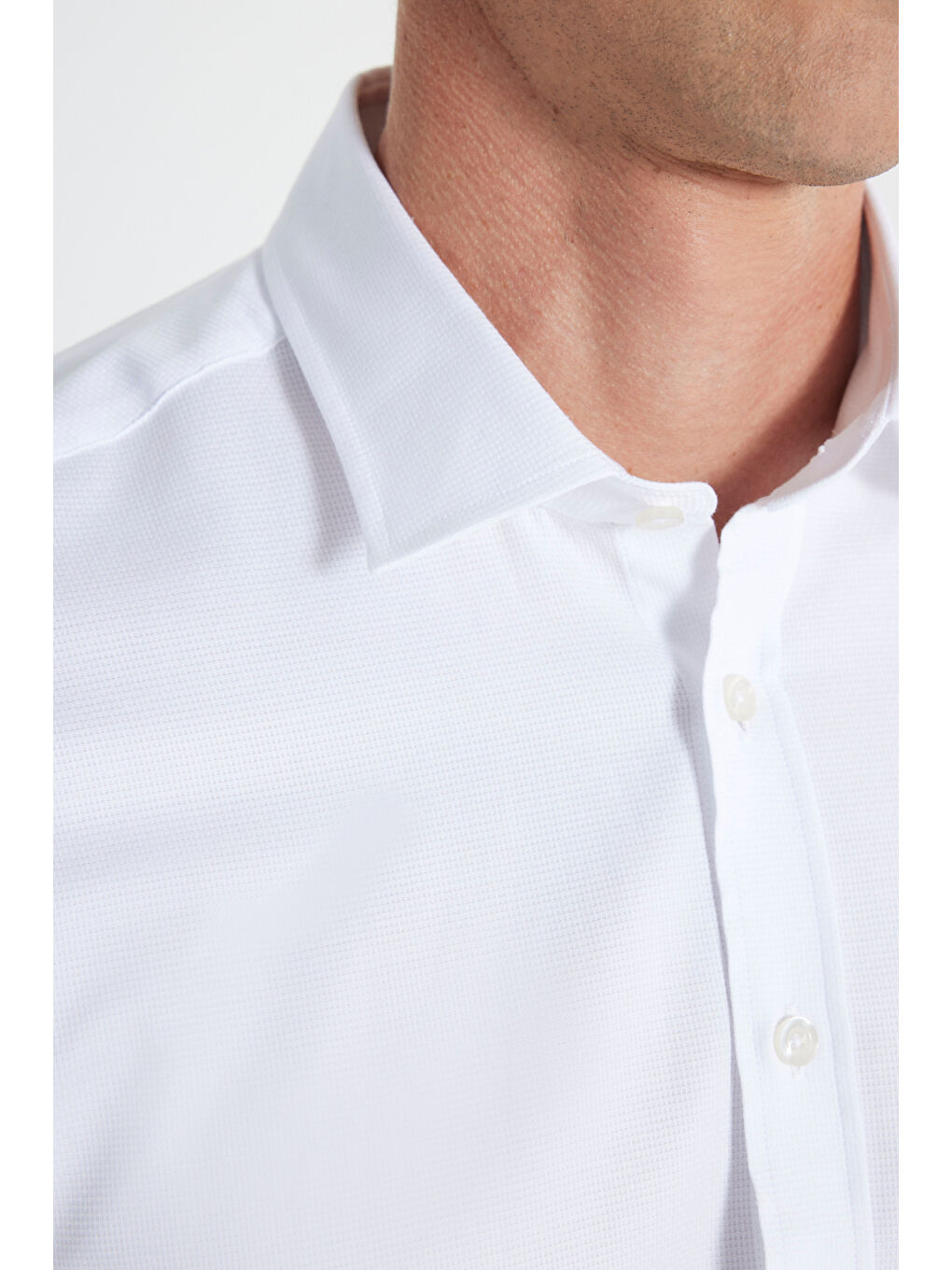 Erkek Beyaz Pamuklu Slim Fit Dar Kesim Klasik Yaka Armürlü Esnek Gömlek-4