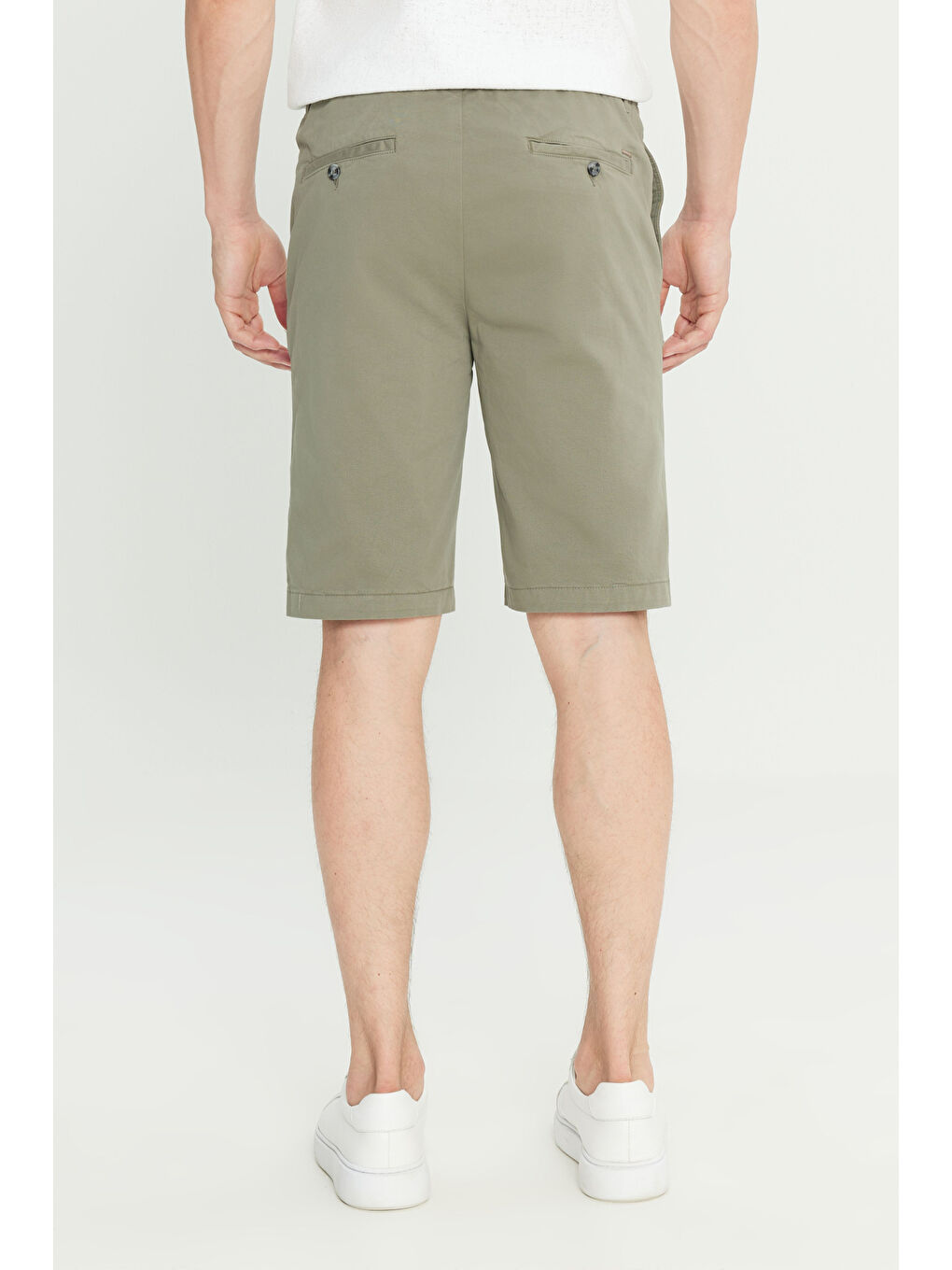 Erkek Haki Pamuklu Slim Fit Dar Kesim Beli Bağlamalı Yan Cepli Esnek Şort-4