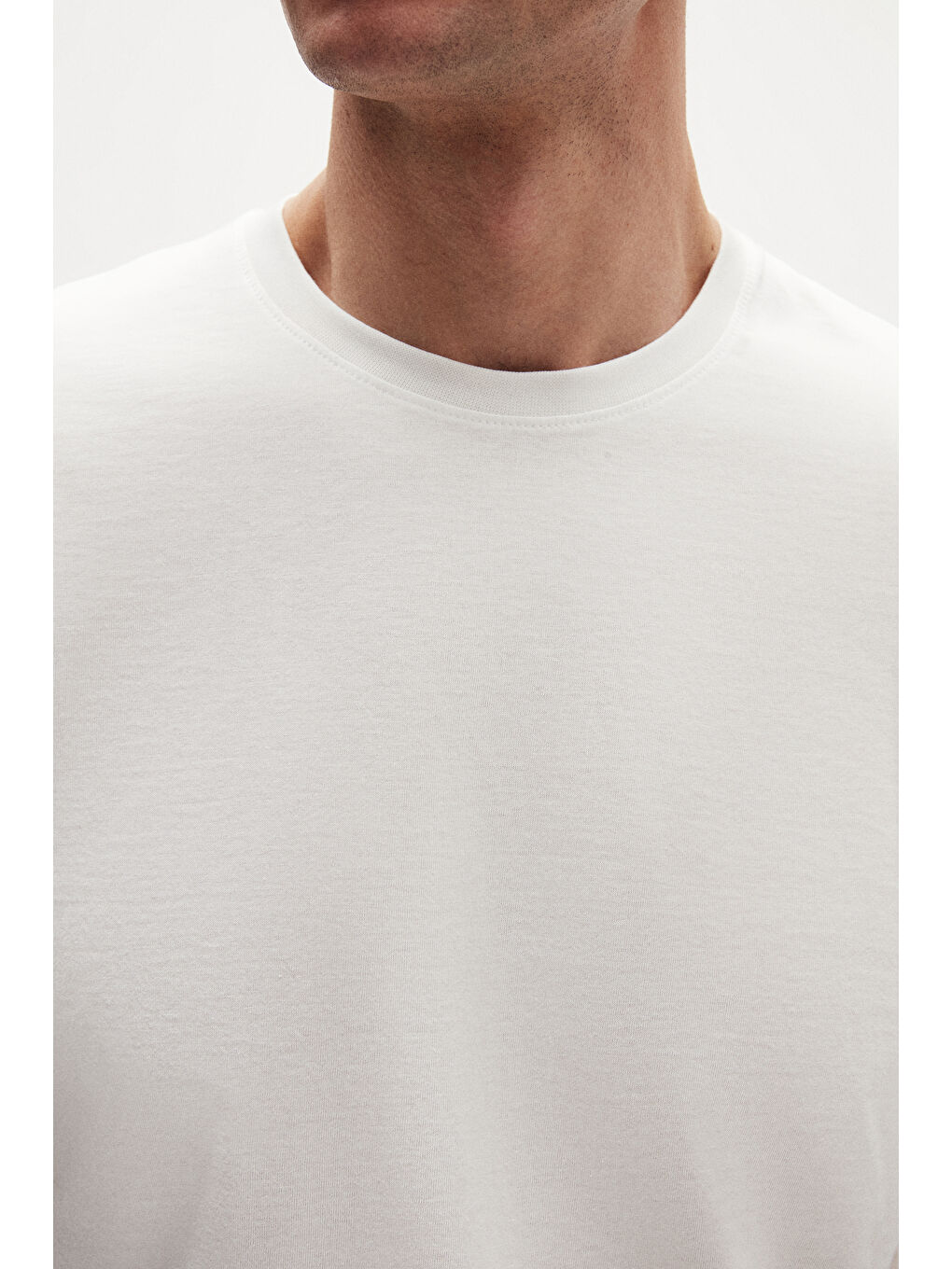 Oversize Ekru Bisiklet Yaka %100 Pamuk T-Shirt-5