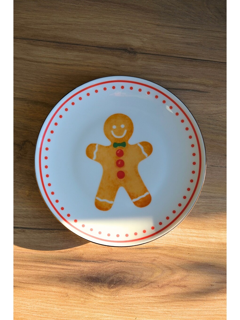 Beyaz Porselen Kurabiye Adam Pasta Tabağı Altın Yaldızlı 20,50cm