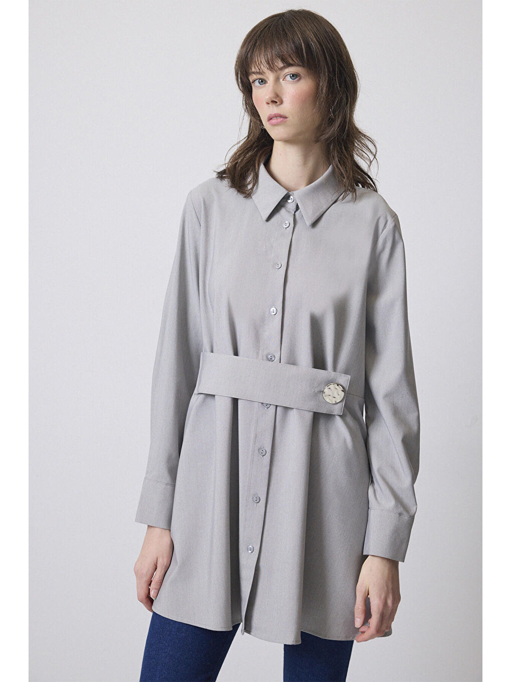 Gri Gold Düğme Detaylı Viskon Gömlek-1